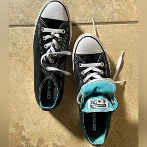 Converse double tongue low top Chuck Taylor’s size W10